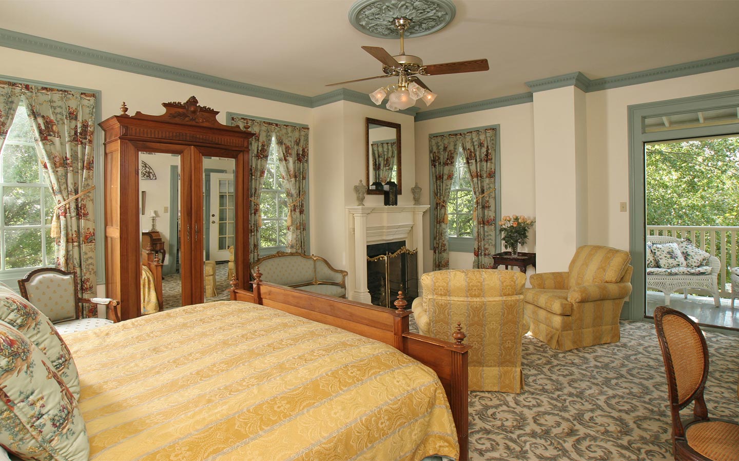 San Antonio, TX Bed And Breakfast :: 3 Top Rated Inns